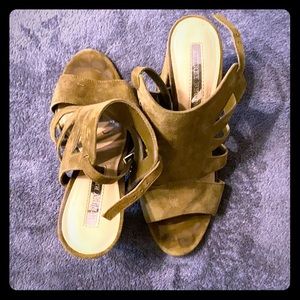 Army green Suede heels